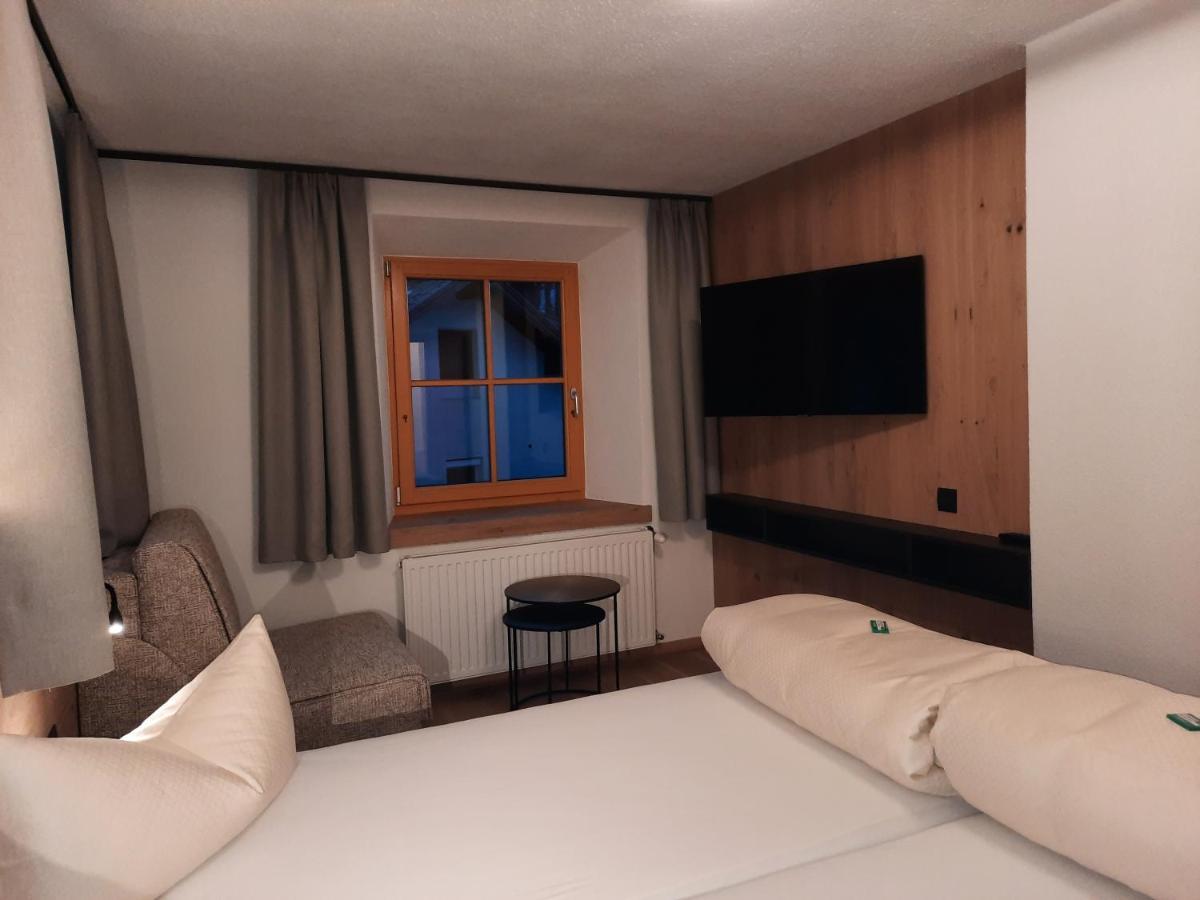 נאודרס Rosenhof- Premium & Landhaus Apartments & Wellness & Erlebnisbauernhof מראה חיצוני תמונה